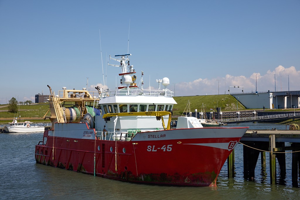 visserij industrie hdr stellendam yerseke kotter viskotter trawler visnet visnetten vloot vis vissen zierikzee